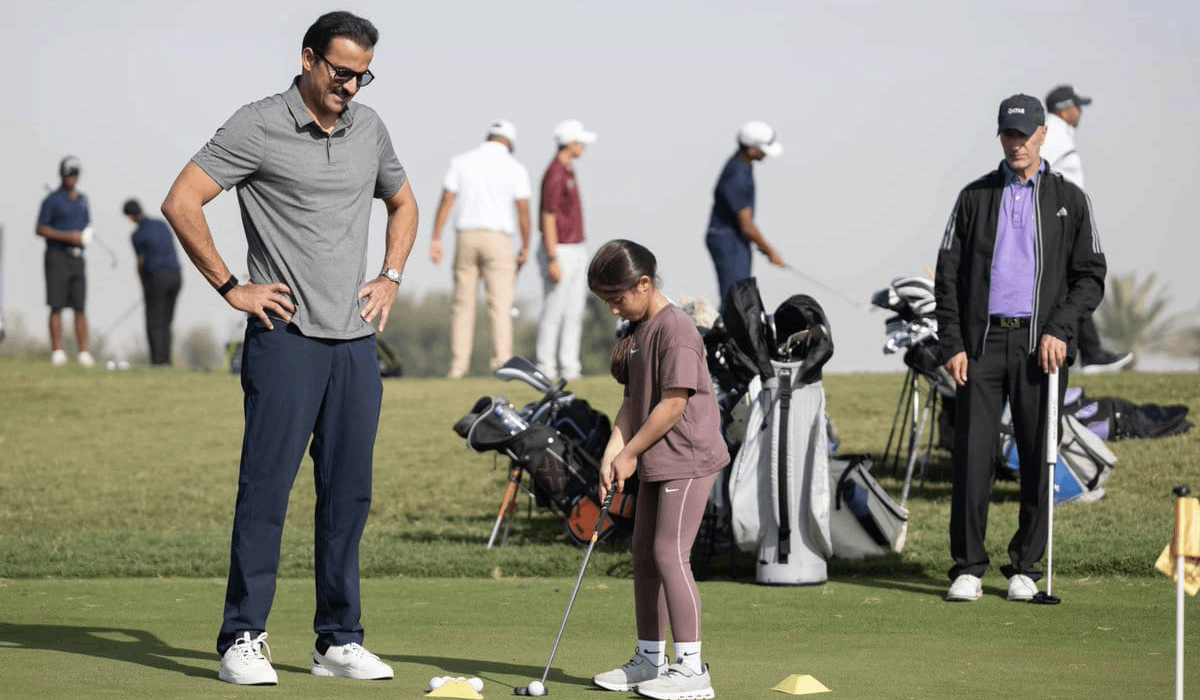 HH the Amir Participates in National Sports Day Activities